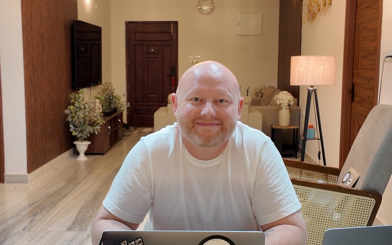 Mike Ferrari working